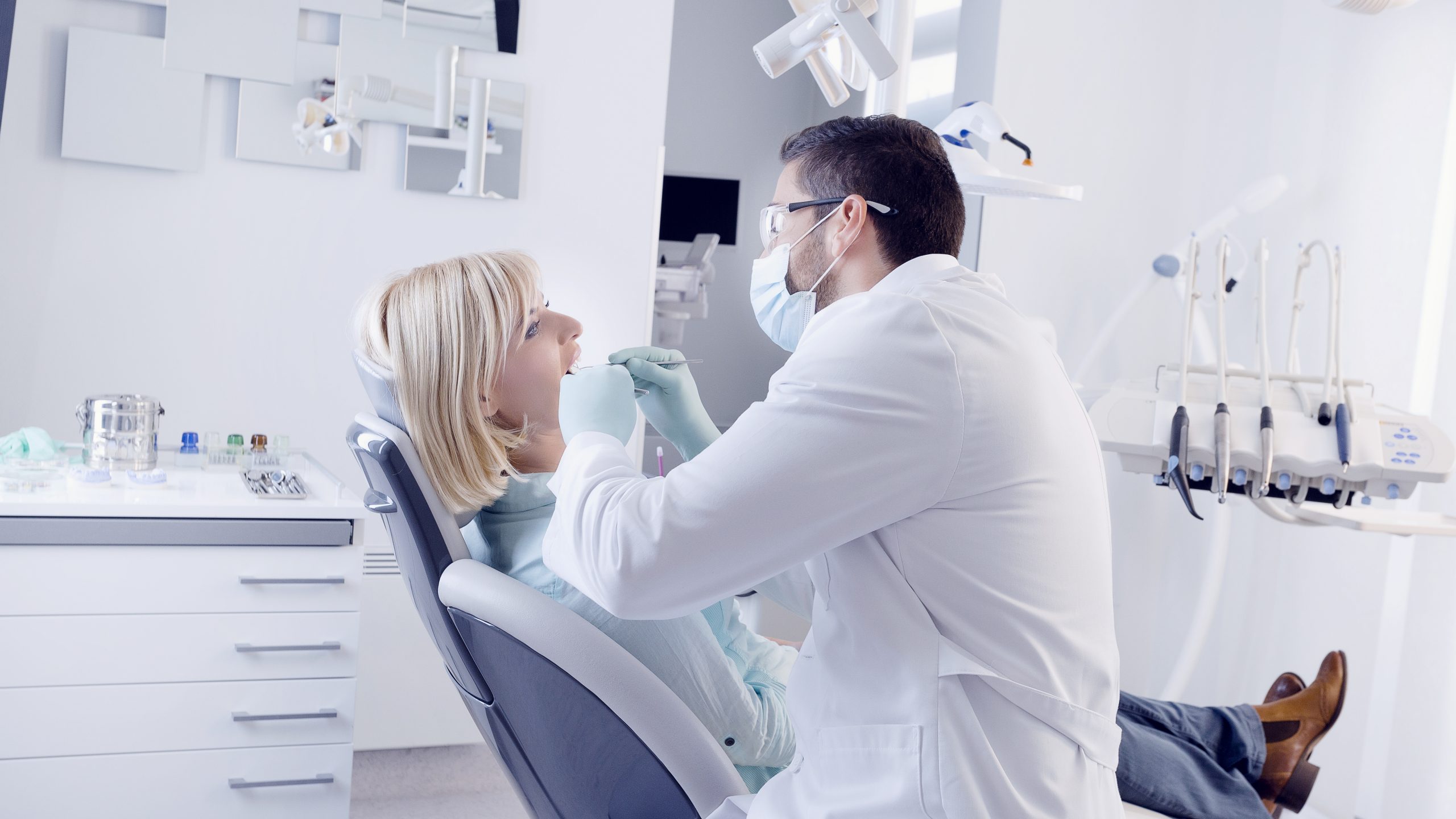 Dentist in Lincoln City, OR